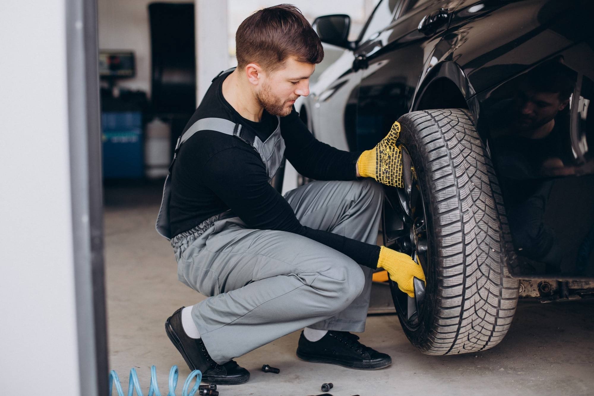 Run-flat tire fitting and repair