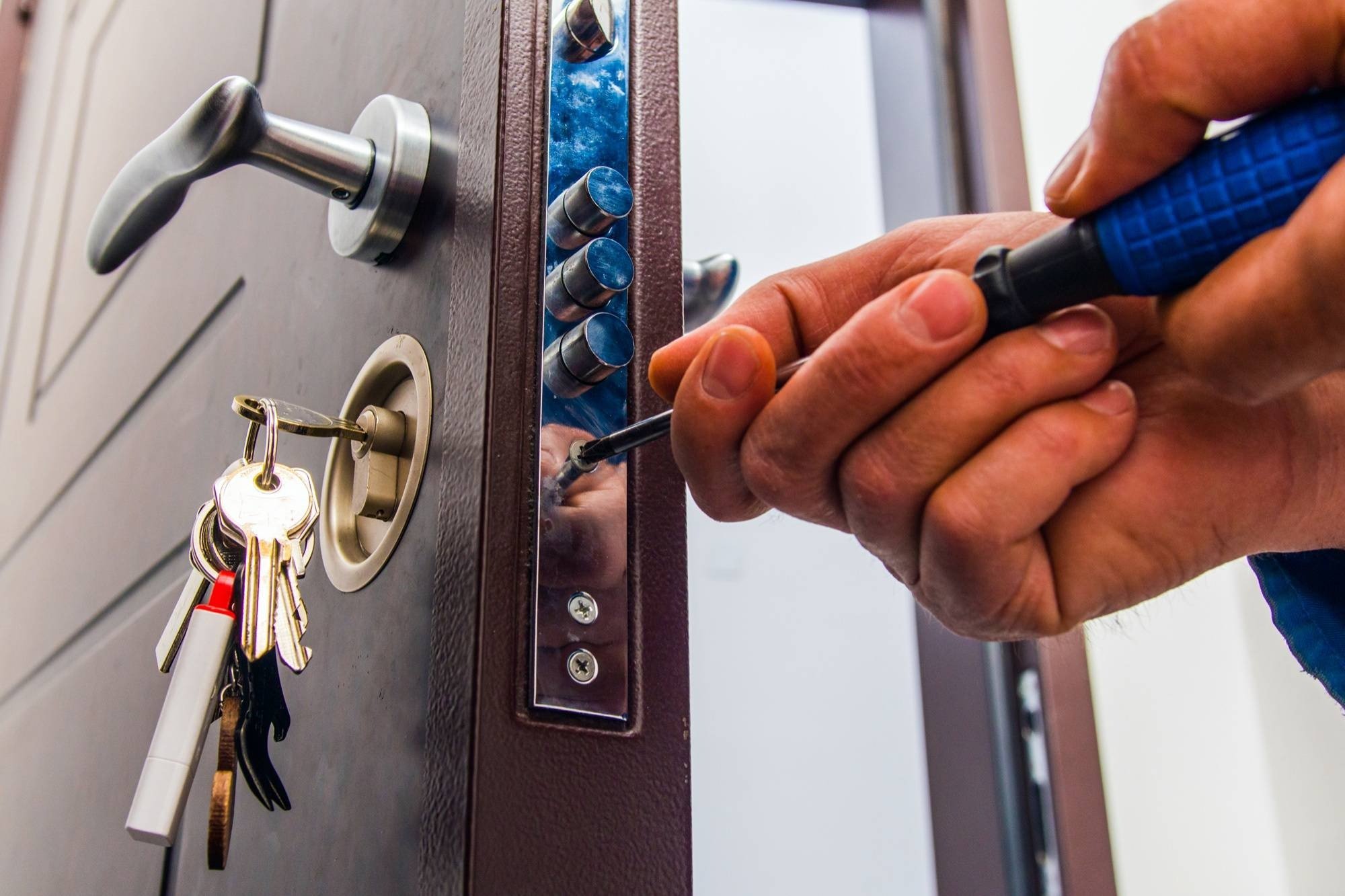 Steel-door lock replacement