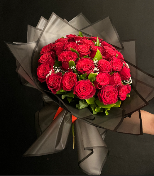 Designer 33-Rose Bouquet