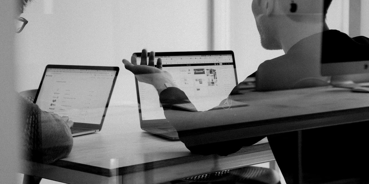 Web Stüdyosu Mobil Uyumlu Web Stüdyosu Mobil Uyumlu